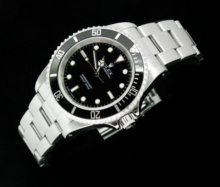 Mint 2009 non-date Rolex Submariner with papers
