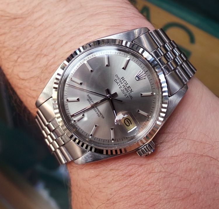 Classic Steel Mens Rolex Oyster Perpetual Datejust ITEMS OF BEAUTY