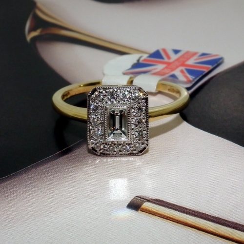 Unworn ladies 18ct gold diamond ring rrp £1,416
