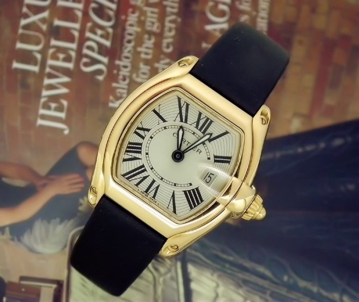 Mint 18ct gold ladies mid-size Cartier Roadster